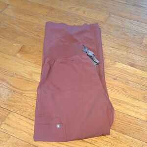 FIGS Isabel Scrub Pants